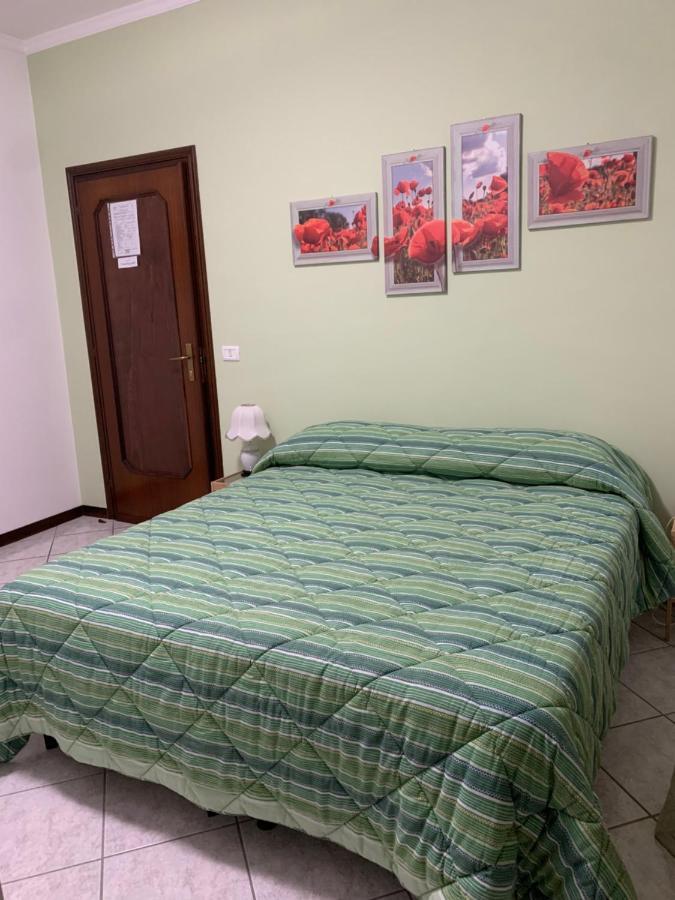 Отель Sole Gattinara Экстерьер фото